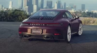 Porsche 911 Carrera S manuel şanzıman opsiyonu ile sürüş keyfini geri getiriyor