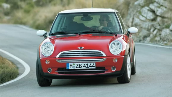 Yeni nesil Mini Cooper tasarımı geçmişin izlerini taşıyacak