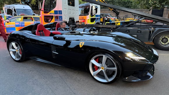 Ferrari Monza SP2 ile Yakalandı: Ehliyetsiz ve Sigortasız Lüks Sürüş