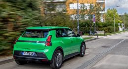 Renault 5 Five almayı mı düşünüyorsunuz? Biraz beklemeniz yararınıza olabilir