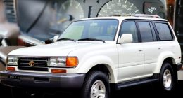 Neredeyse Sıfır Kilometre: 1997 Toyota Land Cruiser Açık Artırmada
