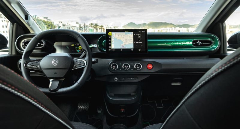 Fransa Otomobil Pazarında Elektrikli Araç Fırtınası: Renault Zirveyi Kimseye Bırakmıyor