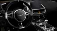 Aston Martin manuel vites seçeneklerine kapılarını aralıyor