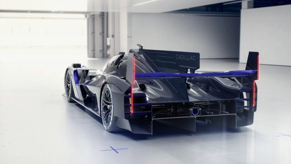 Cadillac V-One Hypercar: Zengin Müşteriler İçin Pist Canavarı