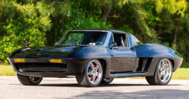 Efsanevi 1963 Corvette C2 Mid-Engine Dönüşümü İle Şaşırtıyor