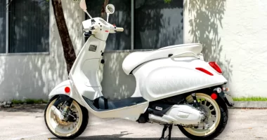Justin Bieber İmzalı Vespa Sprint 150: Sadece 135 Kilometrede Satıldı