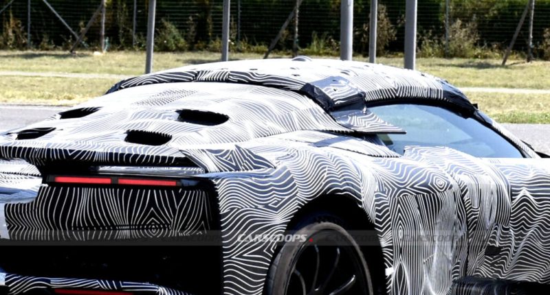 Ferrari F80 Aperta Yolda: Üstü Açık Hiper Otomobil Testte Görüntülendi