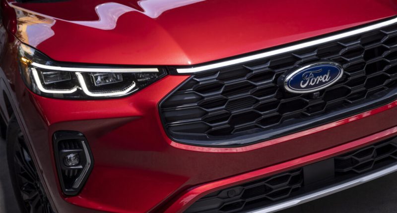 Ford, 25.000 Dolarlık Yeni Uygun Fiyatlı SUV Modelini Tanıttı