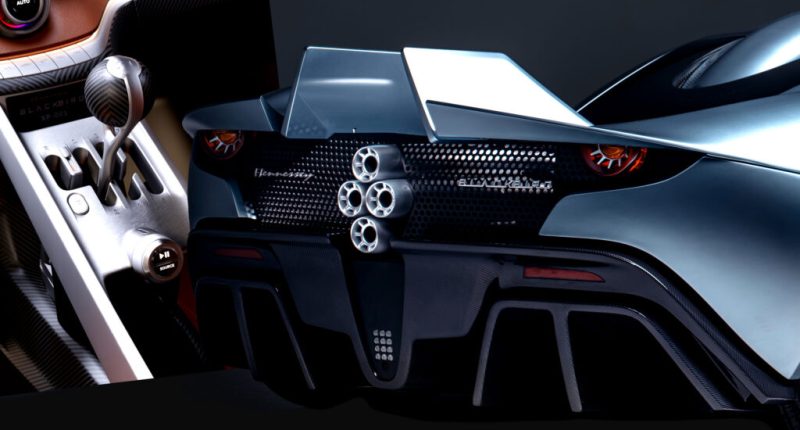 Hennessey Blackbird: Safkan Sürüş Tutkusu İçin Manuel Vites ve Atmosferik Motor