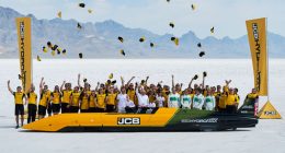 JCB Hydromax Yeni Bir Kara Hız Rekoru Kırdı