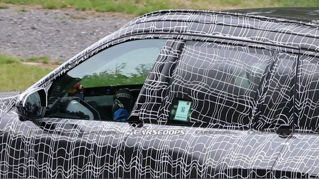 Yeni BMW X7 Testlerde: V8 Gücü ve Teknolojik Dönüşüm
