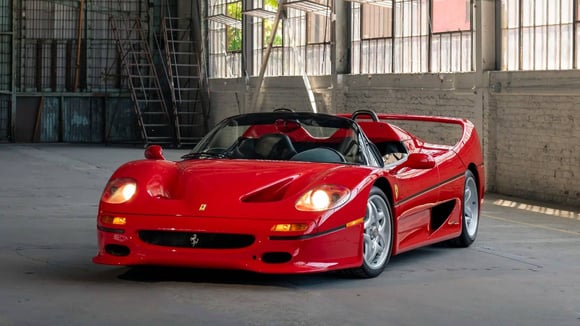 Mike Tyson’ın Efsanevi Ferrari F50 Modeli Açık Artırmada Satışa Çıkıyor