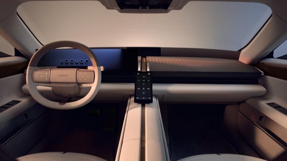 Yeni Jaguar Type 01 İç Mekanıyla Ezberleri Bozuyor