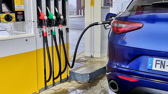 Akaryakıt Fiyatlarına Çözüm mü? Fransa Sınırındaki Bu Bölgede Benzin 1,50 Euro Altında