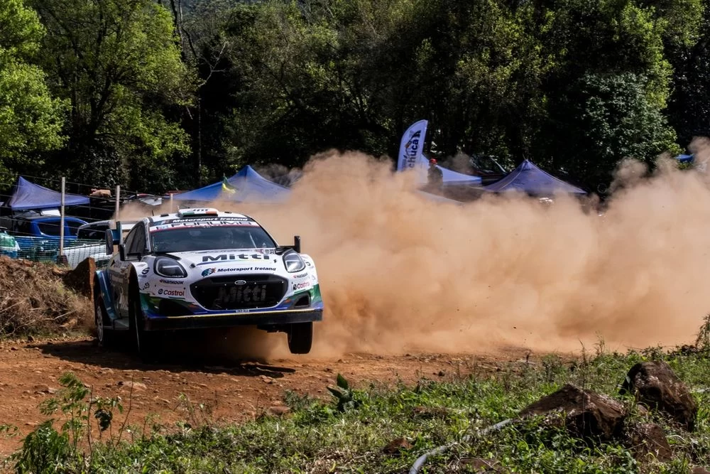 Sami Pajari'den Tarihi Zafer: WRC Şampiyonluk Yarışı Kızıştı