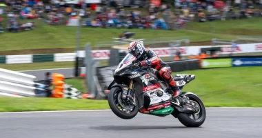 Leon Haslam ve Cadwell Park'ta BSB Heyecanı