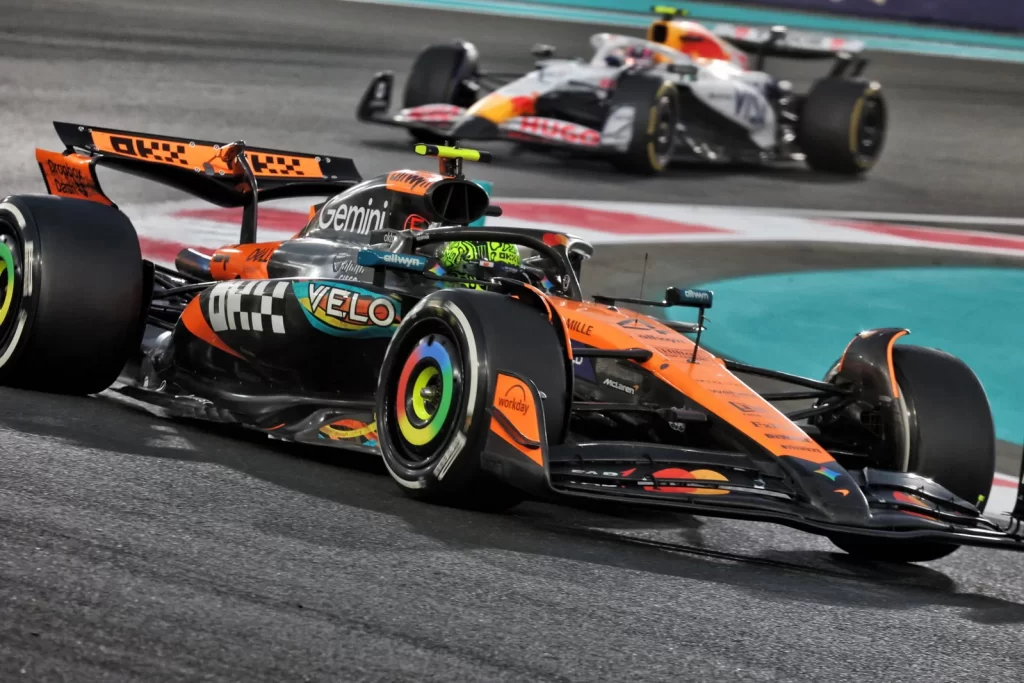 Lando Norris ve McLaren: Formula 1'de Uzun Vadeli Gelecek Güvence Altında