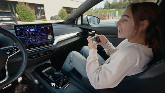 Volkswagen AirConsole - Volkswagen otomobilleri oyun konsoluna dönüştüren AirConsole'u duyurdu
