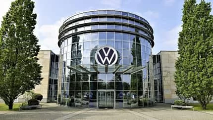 Volkswagen'de Dönüşüm: Elektrikli araç satışları içten yanmalıları geçti