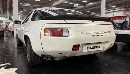 Porsche 928 S: Transaxle Mühendisliği ile Zamansız Bir İkon