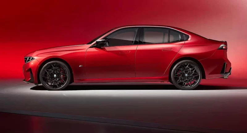 Yeni BMW 3 Serisi (G50): İçten Yanmalı Motorun Veda Turnesi mi?