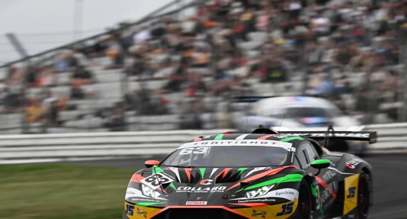 British GT şampiyonluğu: Rob Collard için dramatik final