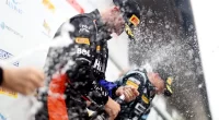 British GT finalinde beklenmedik şampiyonluk: Marcus Clutton tuvaletteyken kazandı