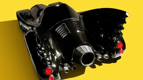 Orijinal Batmobile açık artırmada: Efsanevi araç 7 milyon dolara alıcı bekliyor
