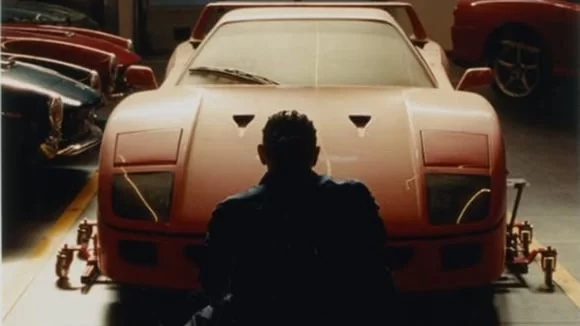 Lewis Hamilton ve Ferrari F40: Efsanevi Otomobile Dönüş