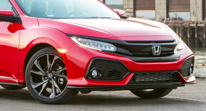 Honda Civic için Kritik Hata İddiası: Hatalı Emniyet Kemeri Davası