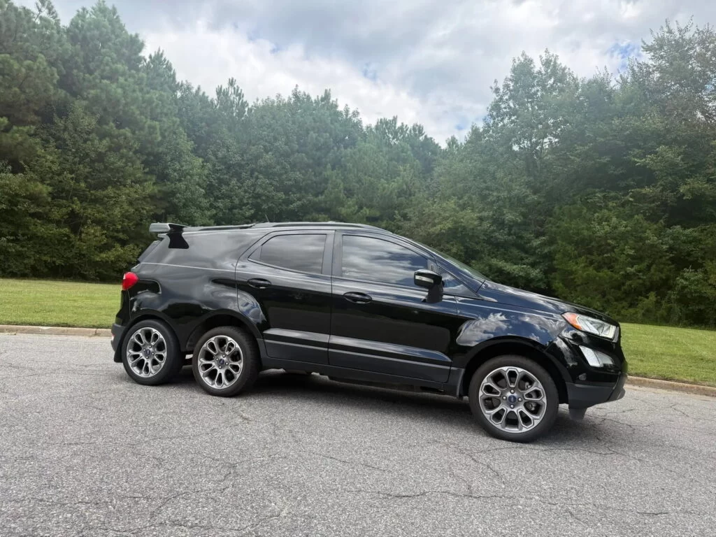 Bu Altı Tekerlekli Ford EcoSport Neden Garip Bir Mühendislik Harikası?
