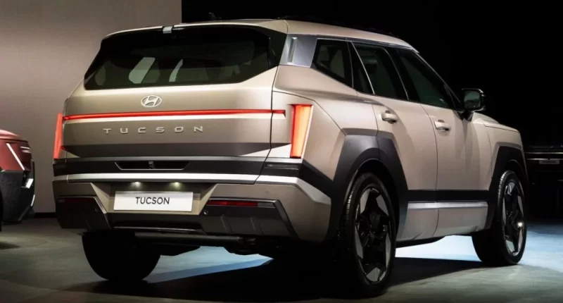 Yeni Hyundai Tucson'ın Hafızalı Geri Vites Asistanı Park Sorunlarını Bitiriyor