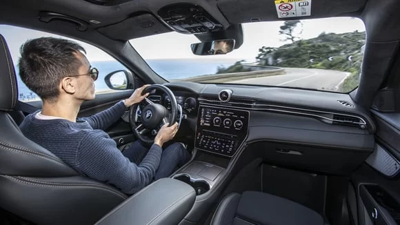 Maserati stratejik bir hamleyle Çinli devlerle ortaklık masasına oturdu