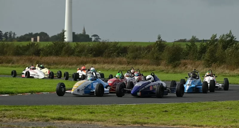 Martin Donnelly Trophy zaferi: Jason Smyth Kirkistown'da zirveye yerleşti