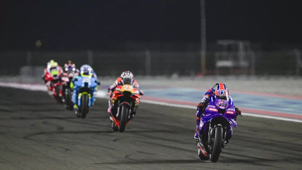 Katar'da F1 ve MotoGP hazırlıkları: Belirsizliğe rağmen takvim işliyor
