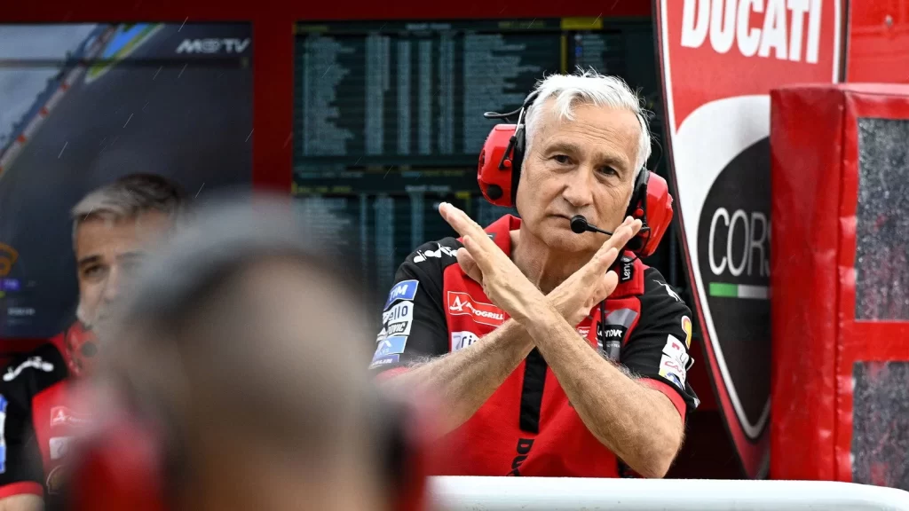Ducati MotoGP şampiyonluk mücadelesinde Casey Stoner stratejisini uyguluyor