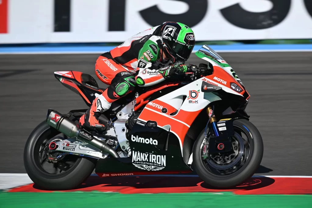 Alex Lowes WorldSBK mücadelesinde Ducati farkına dikkat çekti