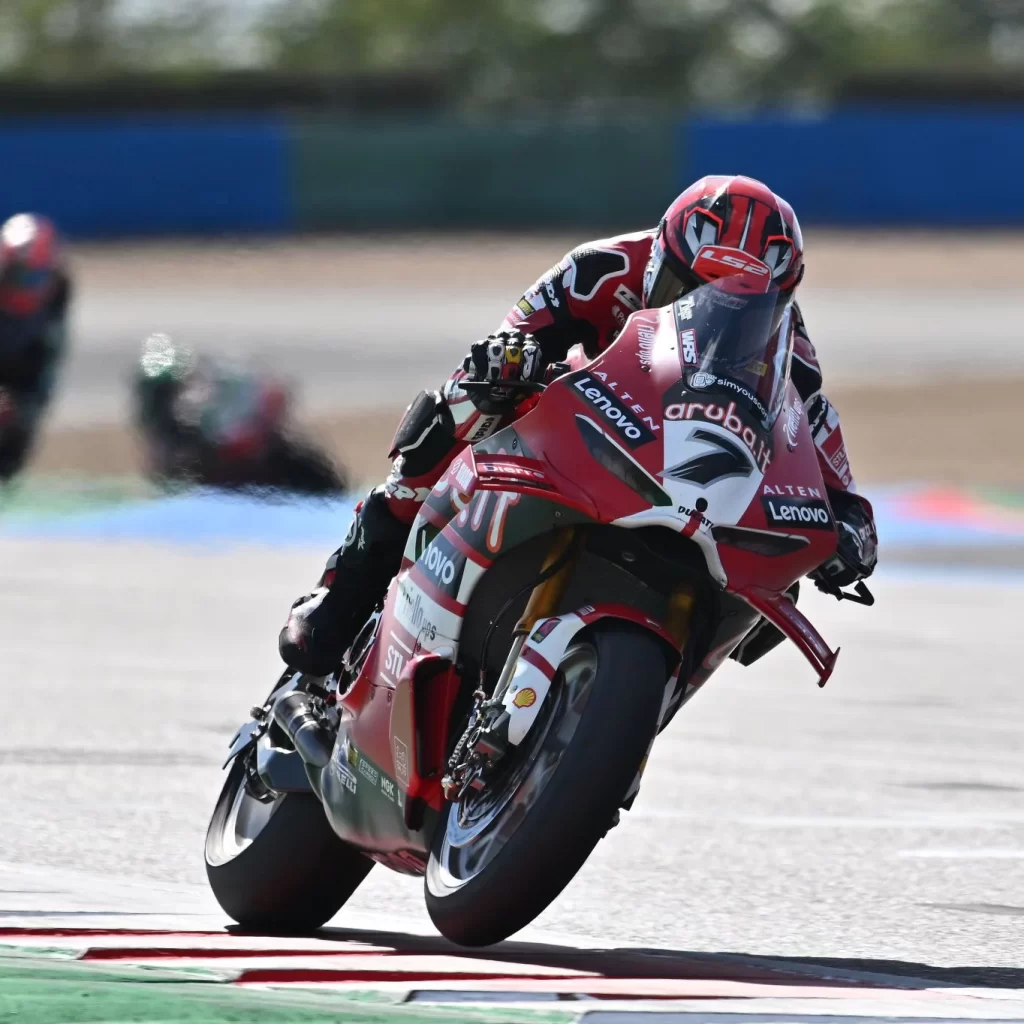 2026 French WorldSBK Superpole yarışı: Bulega zirveyi bırakmadı