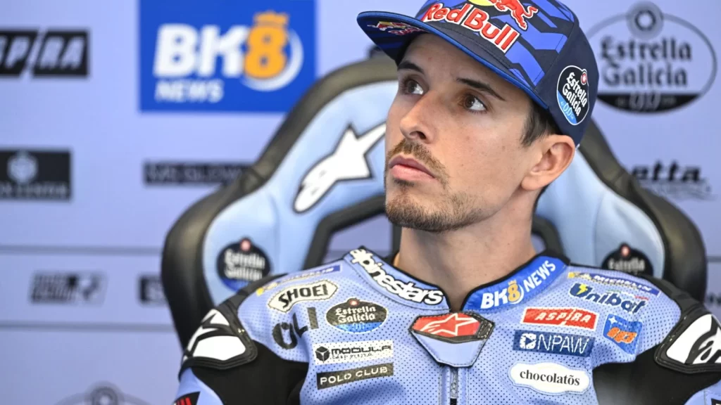 Gresini MotoGP takım arkadaşları Avusturya'da çarpıştı