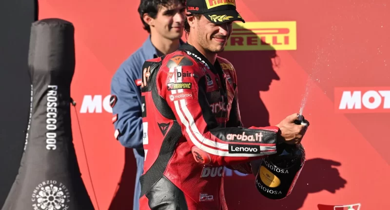 Nicolo Bulega Cremona WorldSBK yarışında şampiyonluk stratejisini uyguladı
