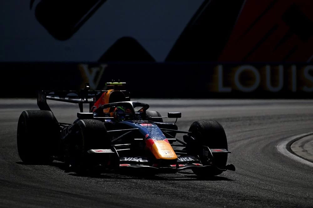 Isack Hadjar'ın Sakatlığı Nedeniyle Isack Hadjar F1 Yarışını Kaçırıyor