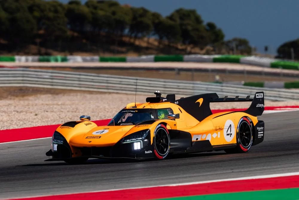 Lando Norris McLaren Le Mans Hypercar testinde direksiyona geçti