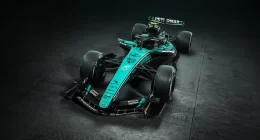 Mercedes Petronas özel tasarım ile Malezya pistlerine dönüyor