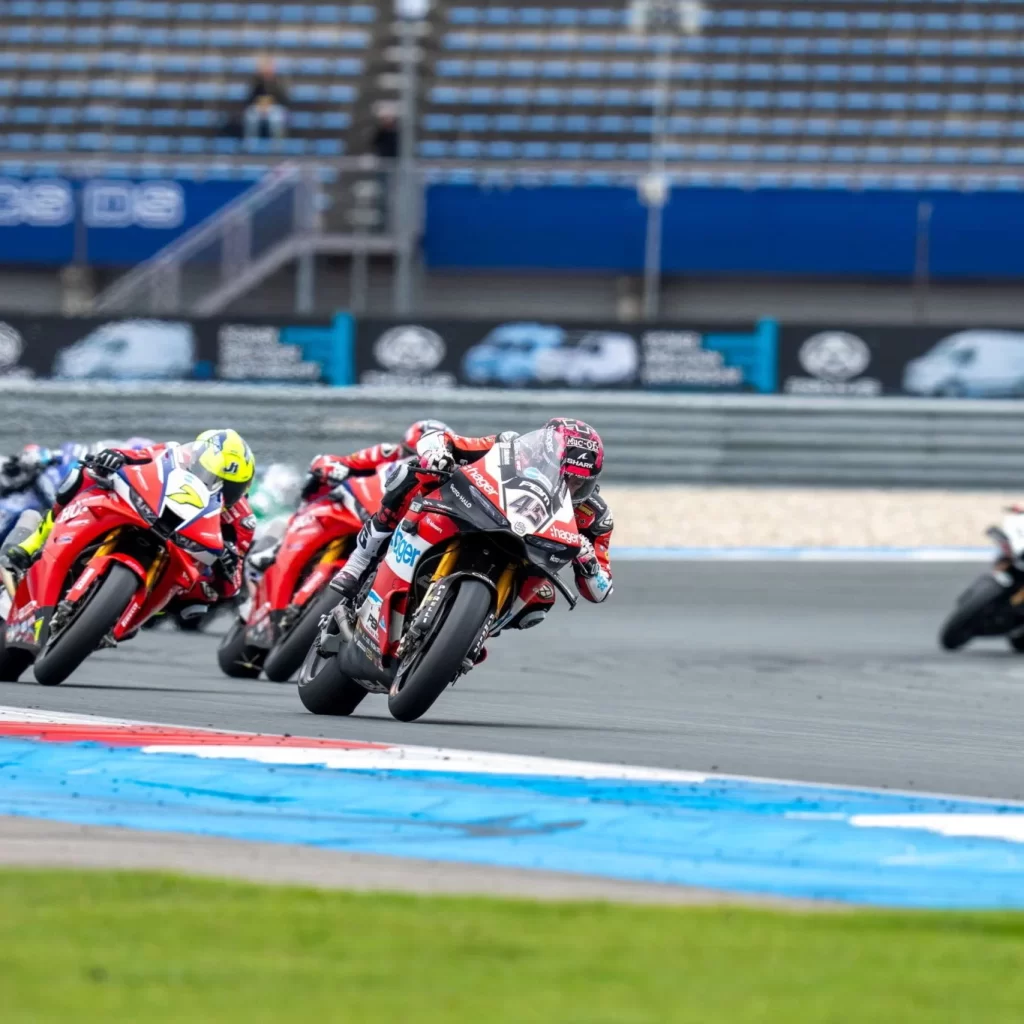 Leon Haslam ve Assen BSB mücadelesi: Podyumun detayları
