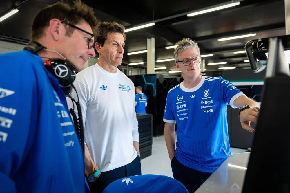 Mercedes F1 pole pozisyonu hasretini Malezya güncellemeleriyle bitirecek