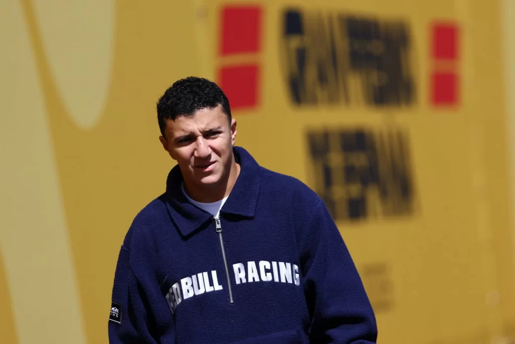 Red Bull'da Isack Hadjar Dönüşü: Bakü Grand Prix'si Öncesi Kritik Karar
