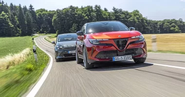 Alfa Romeo Junior ve Cupra Born: Kompakt Elektrikli Savaşında Son Durum