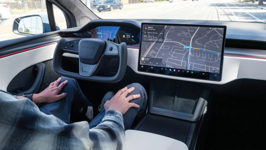 Tesla Avrupa'da Tesla Assisted Driving İsmiyle Yeni Dönemi Başlatıyor