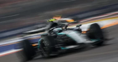 Mercedes W17: Yeni güncellemeler neden zor bir sürüş deneyimi yarattı?