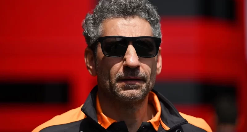 McLaren Norris Piastri - McLaren'da Papaya Kriz: Norris ve Piastri Çarpışması Neden Ciddiye Alınıyor?